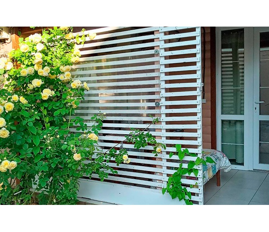 Котеджі біля берега Чорного моря